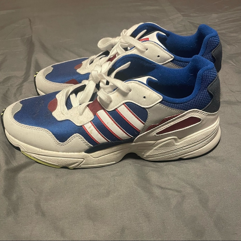 Adidas sneaker